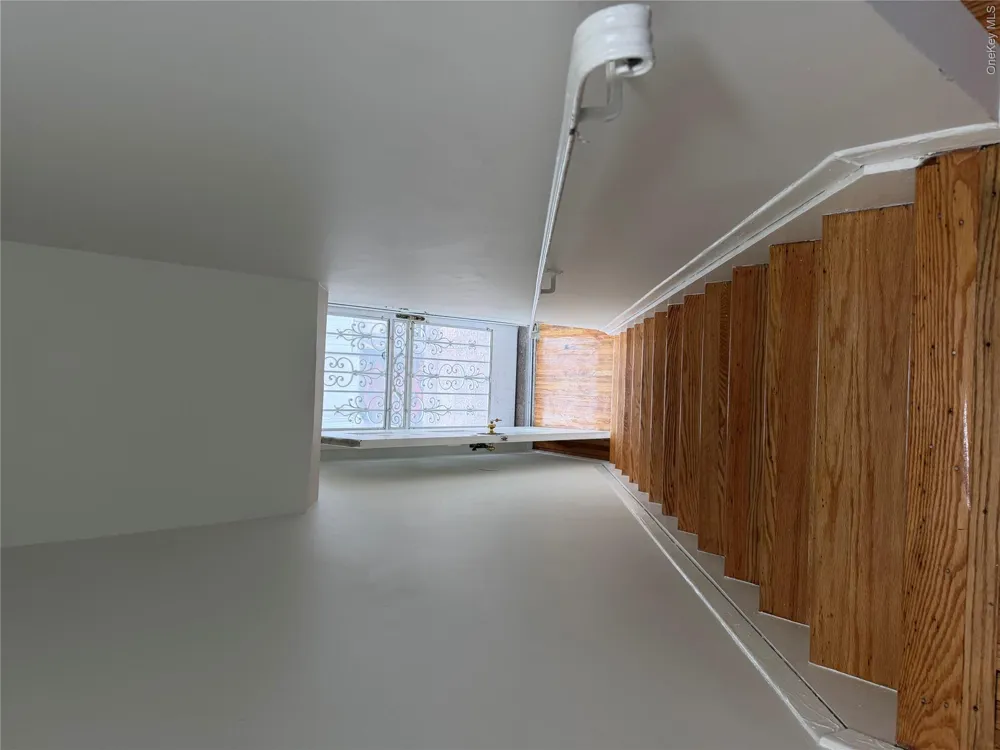 1927 84th Street #3rd floor Brooklyn, NY 11214