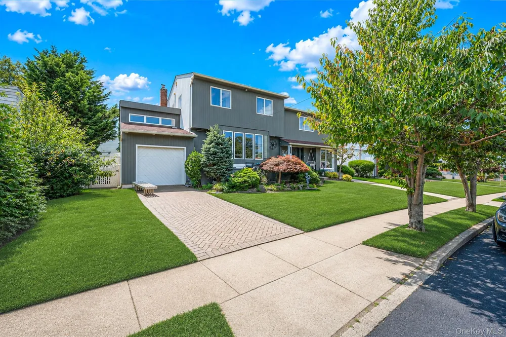 962 Mildred Drive Baldwin, NY 11510