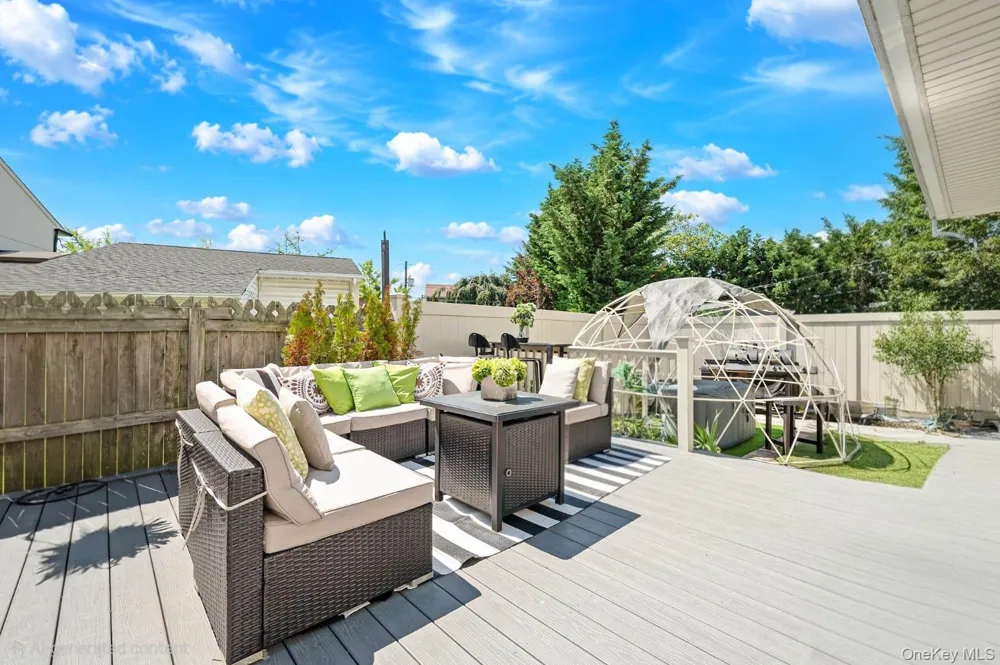 962 Mildred Drive Baldwin, NY 11510