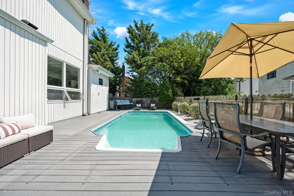 962 Mildred Drive Baldwin, NY 11510