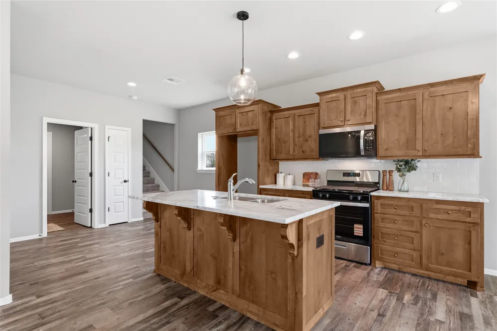 1524 E Grayson Avenue Sapulpa, OK 74066