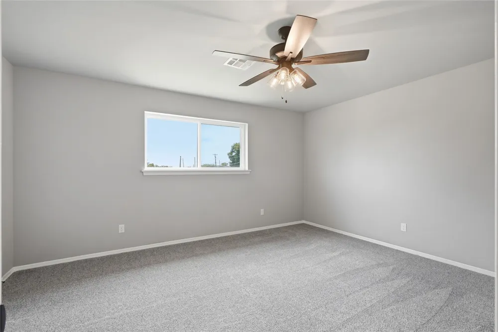 1524 E Grayson Avenue Sapulpa, OK 74066