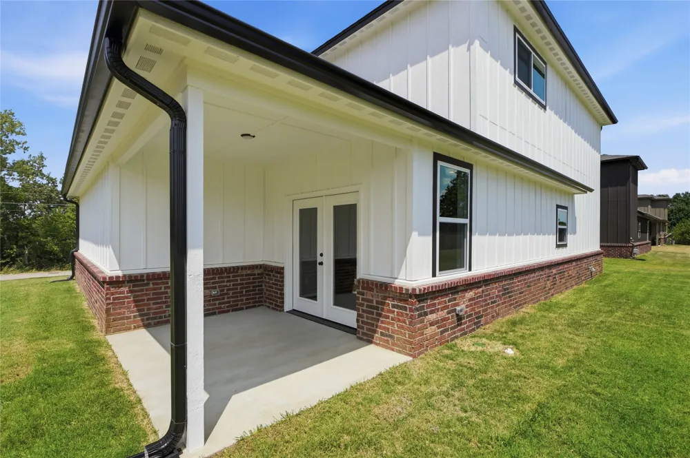 1524 E Grayson Avenue Sapulpa, OK 74066