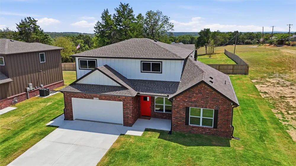 1524 E Grayson Avenue Sapulpa, OK 74066