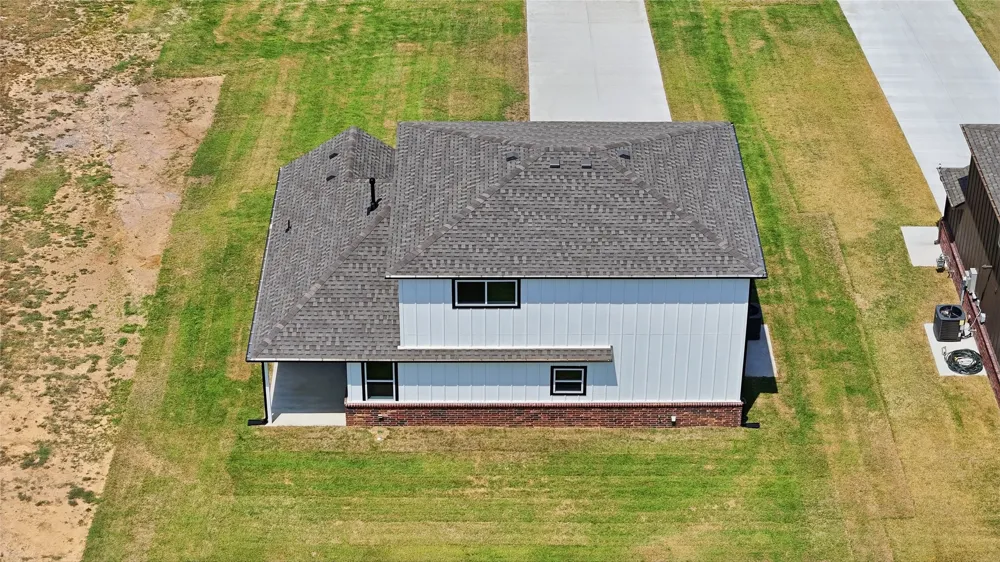 1524 E Grayson Avenue Sapulpa, OK 74066