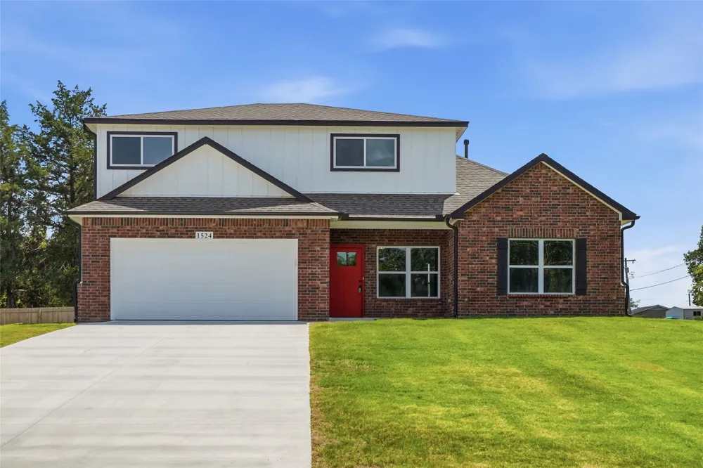 1524 E Grayson Avenue Sapulpa, OK 74066