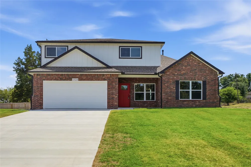 1524 E Grayson Avenue Sapulpa, OK 74066