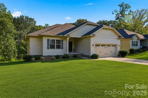 140 Wylie Trail