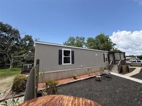 2243 2243 County Road 130 3