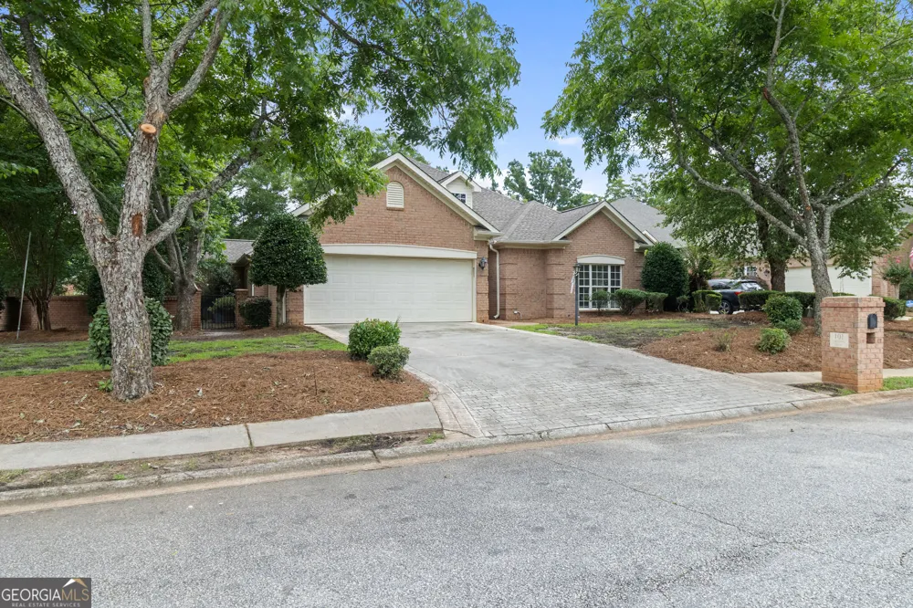 101 Orchard LN Centerville, GA 31028