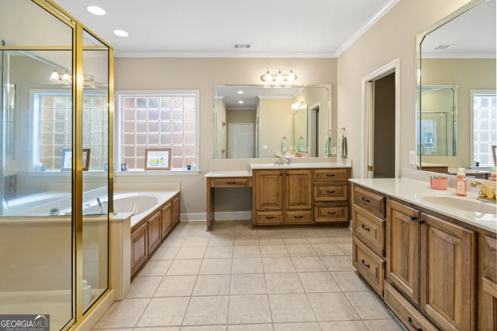 101 Orchard LN Centerville, GA 31028