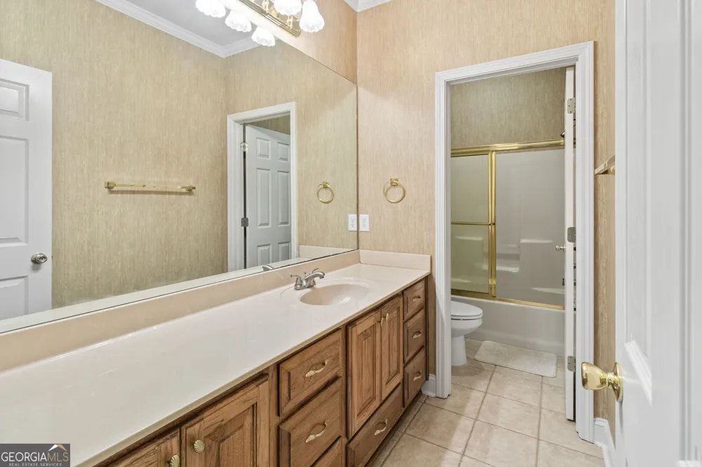 101 Orchard LN Centerville, GA 31028