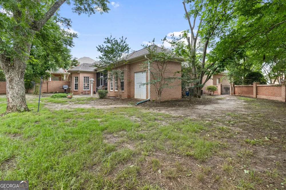 101 Orchard LN Centerville, GA 31028