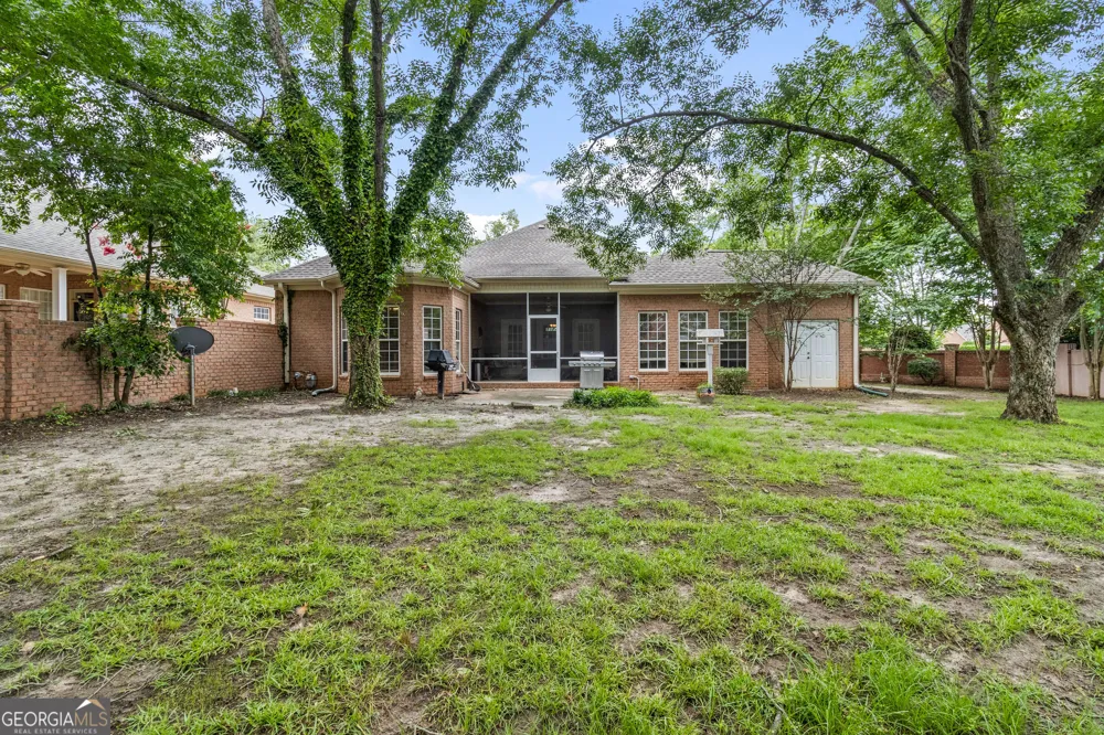 101 Orchard LN Centerville, GA 31028