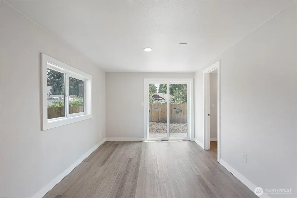 256 Douglas Street Longview, WA 98632