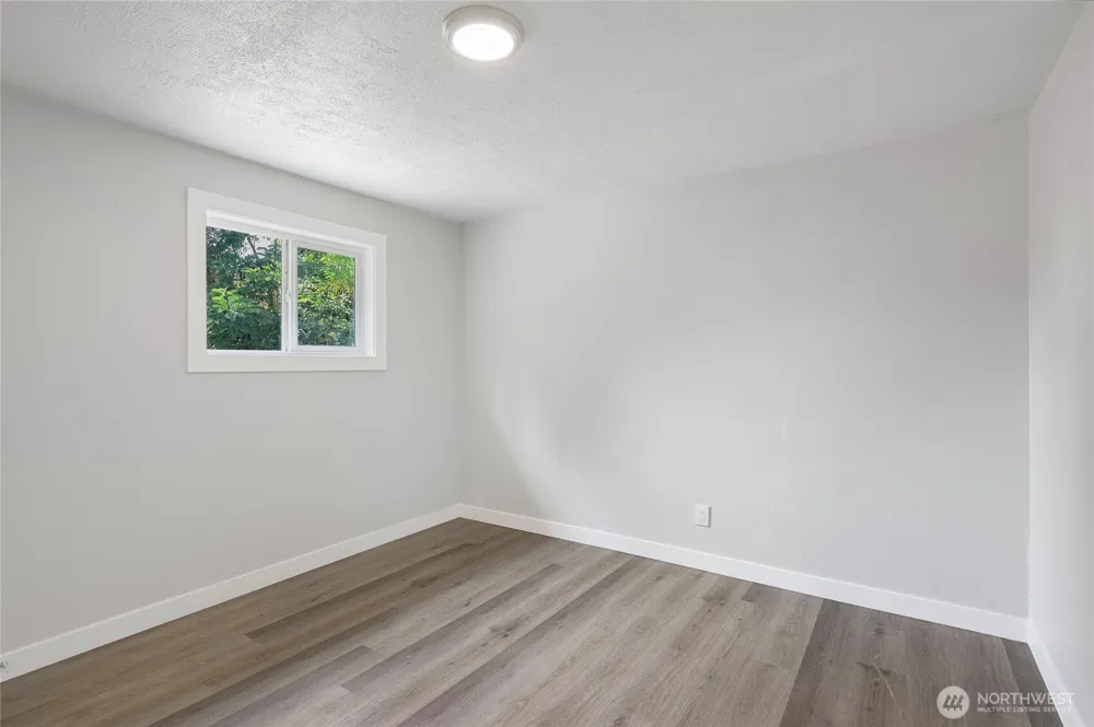 256 Douglas Street Longview, WA 98632
