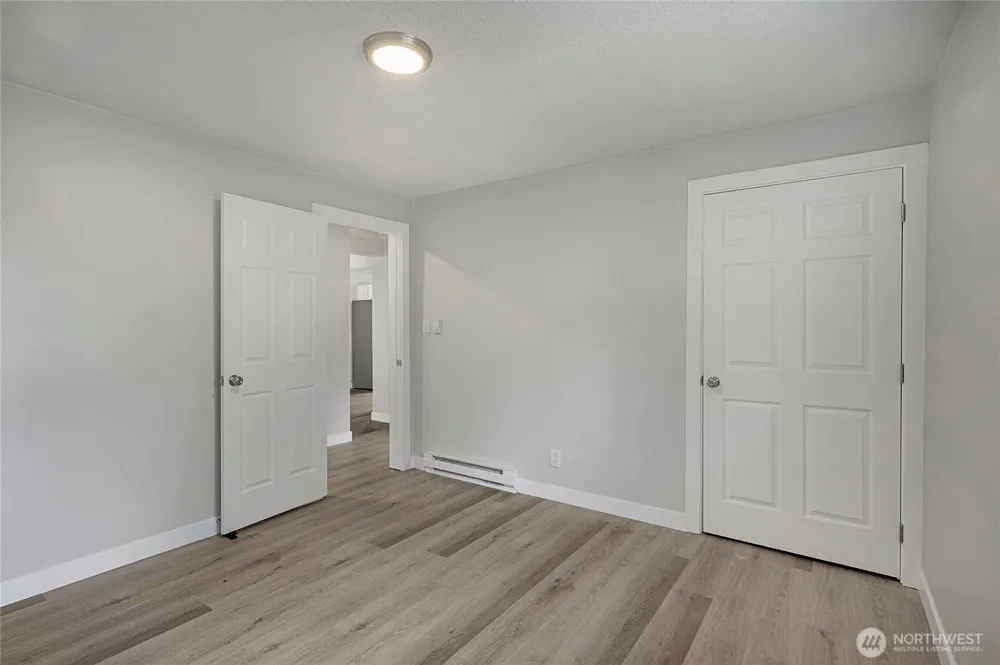 256 Douglas Street Longview, WA 98632