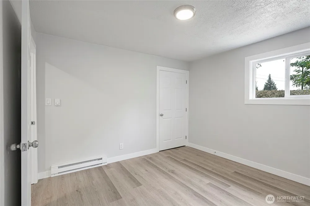 256 Douglas Street Longview, WA 98632