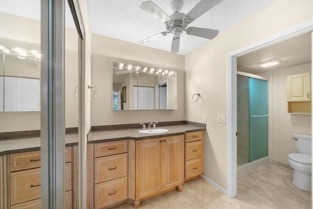 21669 TALL PALM CIRCLE #1B Boca Raton, FL 33433