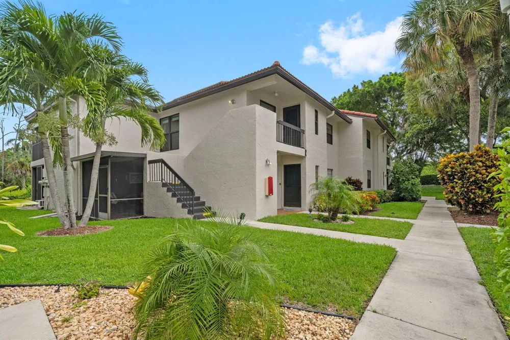 21669 TALL PALM CIRCLE #1B Boca Raton, FL 33433