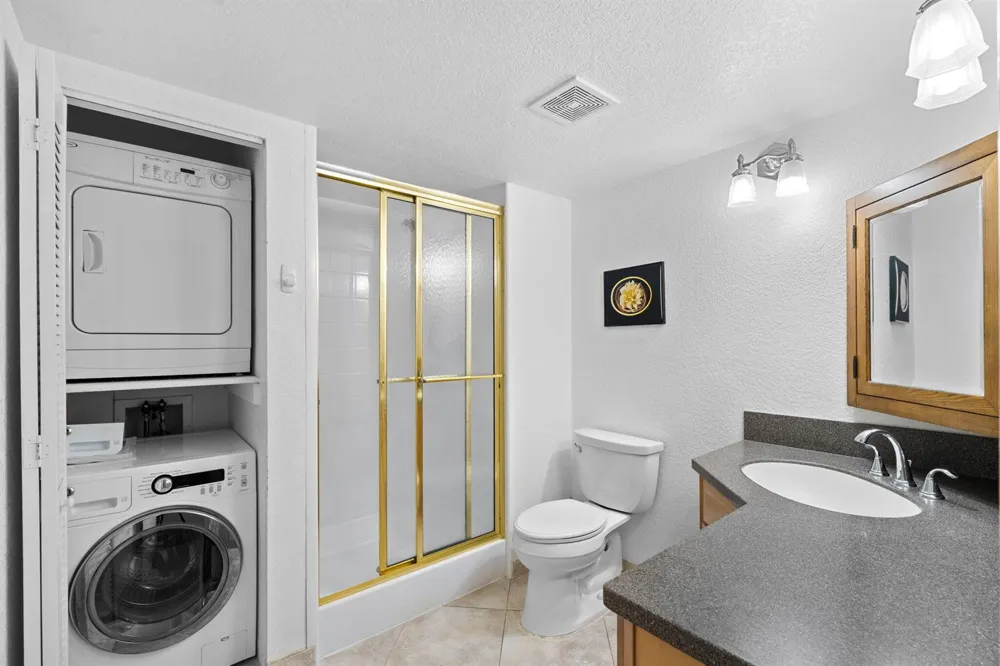 21669 TALL PALM CIRCLE #1B Boca Raton, FL 33433