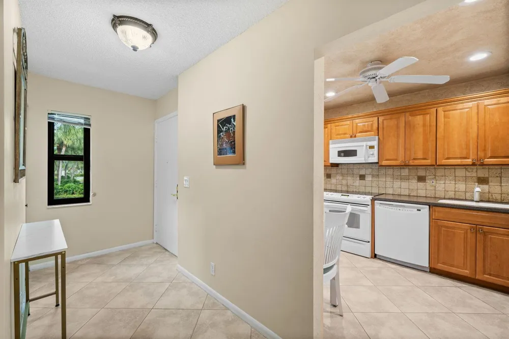 21669 TALL PALM CIRCLE #1B Boca Raton, FL 33433