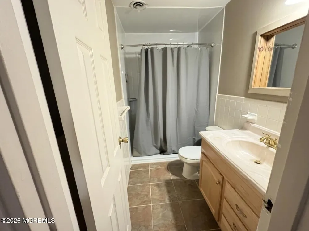 44 Judson Street #7A Edison, NJ 08837