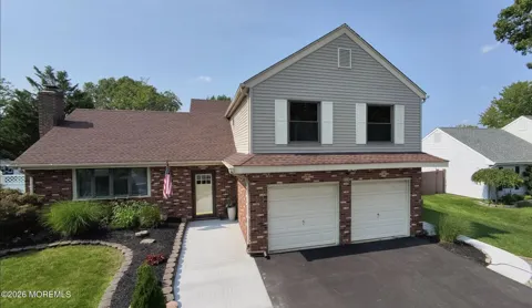 1100 Carlow Drive