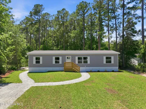 207 Sherwood Road