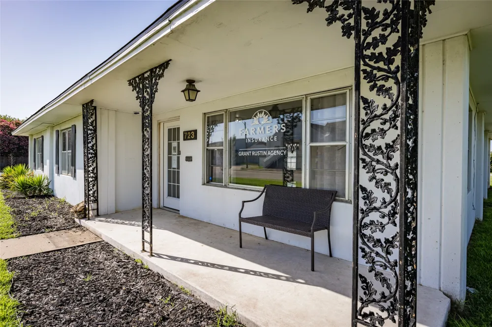 723 Texas Street Durant, OK 74701