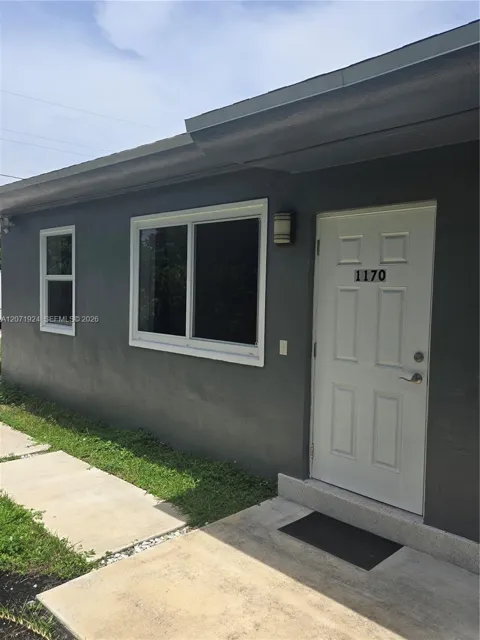 1170 NE 111th St #1170