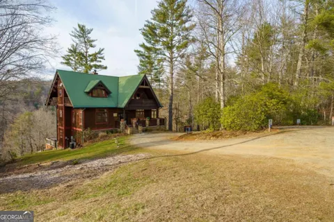 21-235 Riverview CIR