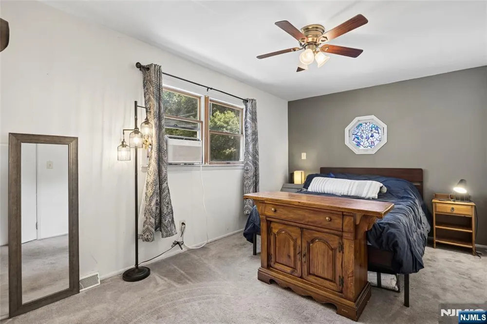 1 Ridgeview Court Vernon, NJ 07422