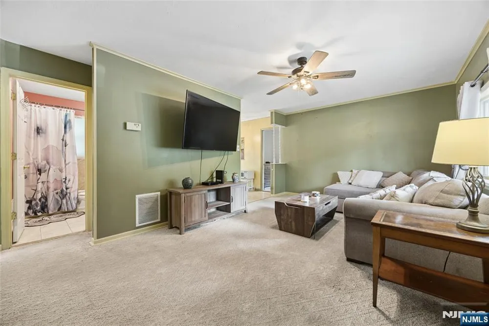 1 Ridgeview Court Vernon, NJ 07422