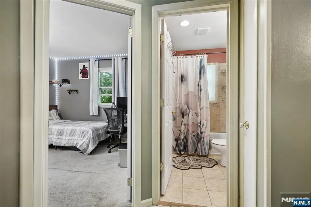 1 Ridgeview Court Vernon, NJ 07422