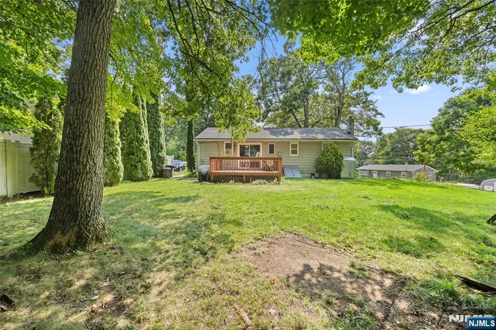 1 Ridgeview Court Vernon, NJ 07422