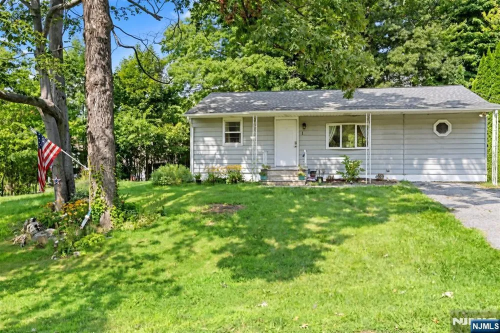 1 Ridgeview Court Vernon, NJ 07422