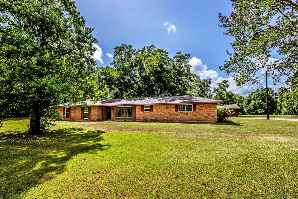1385 Fm 1791 Huntsville, TX 77340
