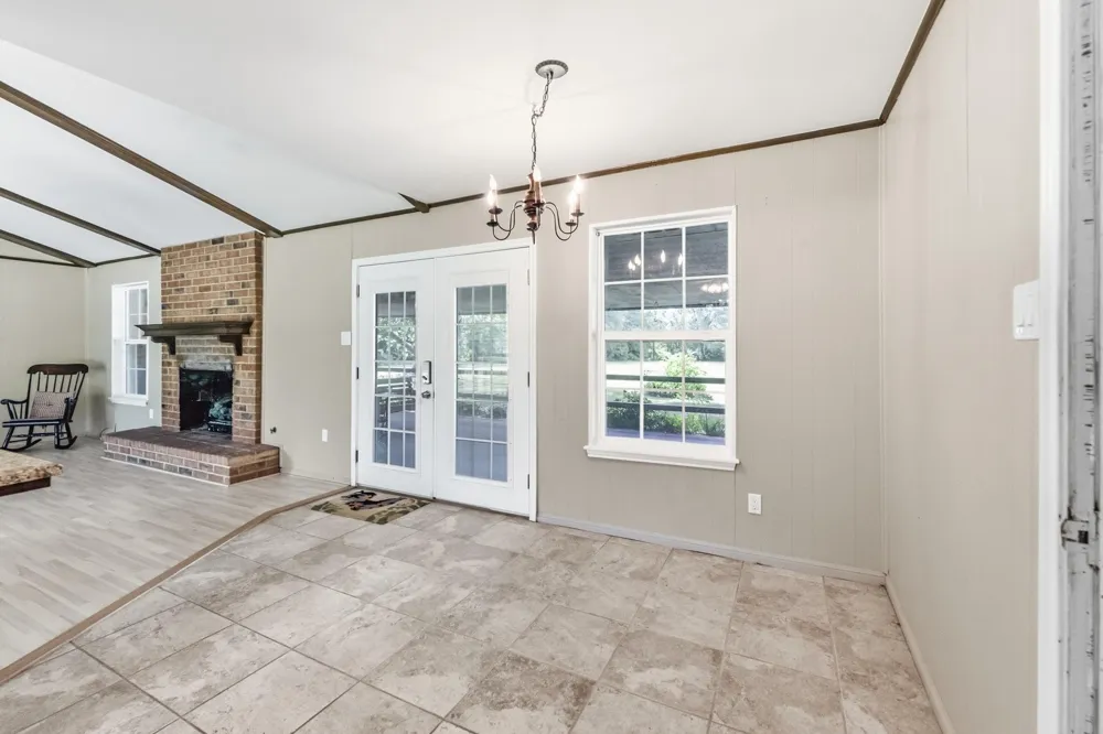 1385 Fm 1791 Huntsville, TX 77340