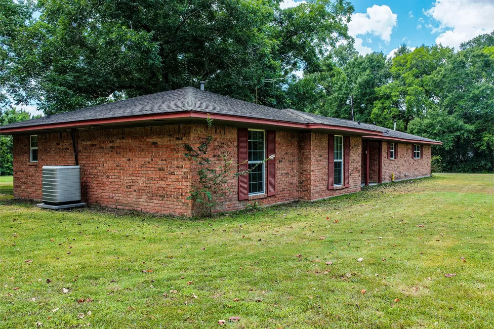 1385 Fm 1791 Huntsville, TX 77340