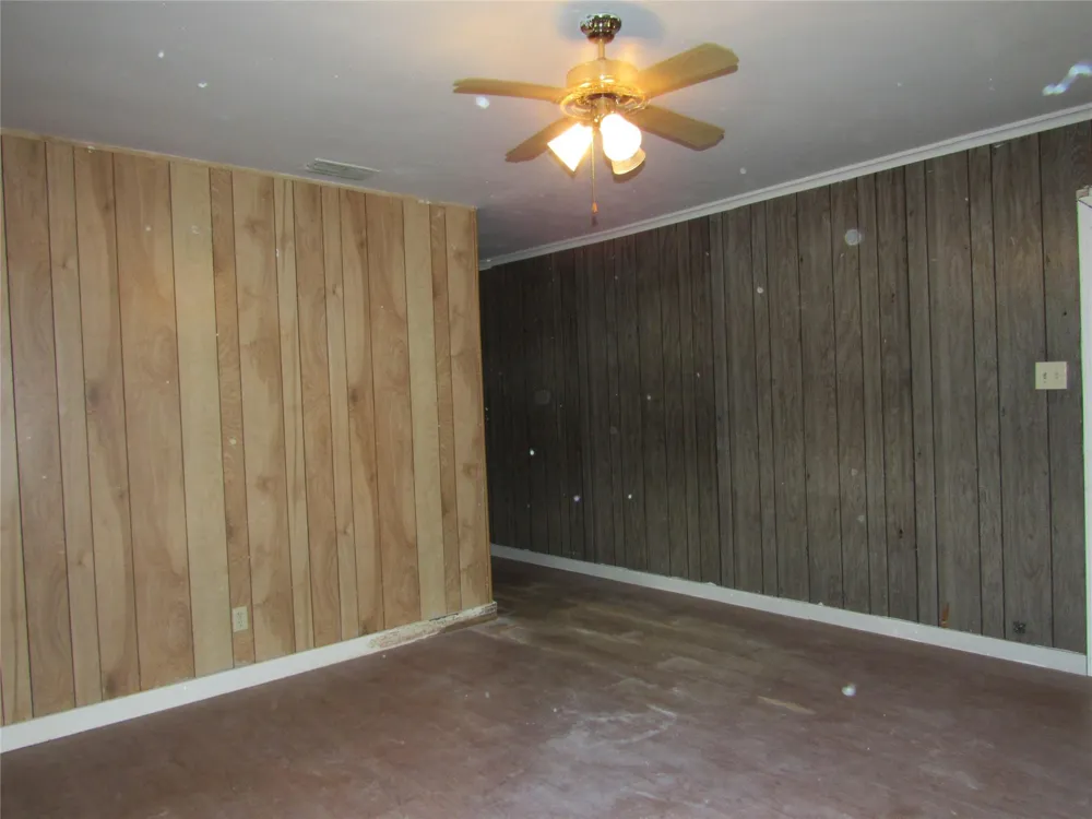 740 E Franklin Street Goliad, TX 77963