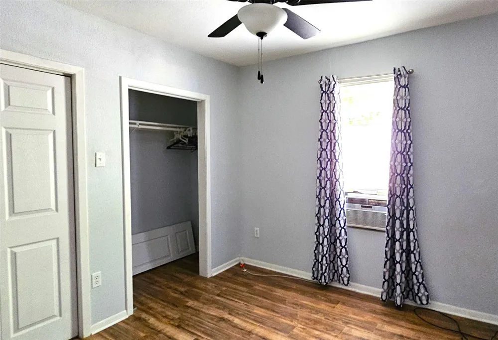 219 Texas Avenue Bacliff, TX 77518