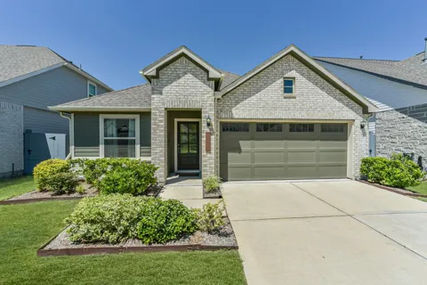 8422 Red Shiner Way