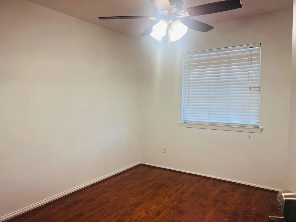 7423 Cook Road Houston, TX 77072