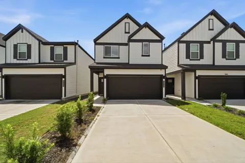 3218 Crown Gate Drive