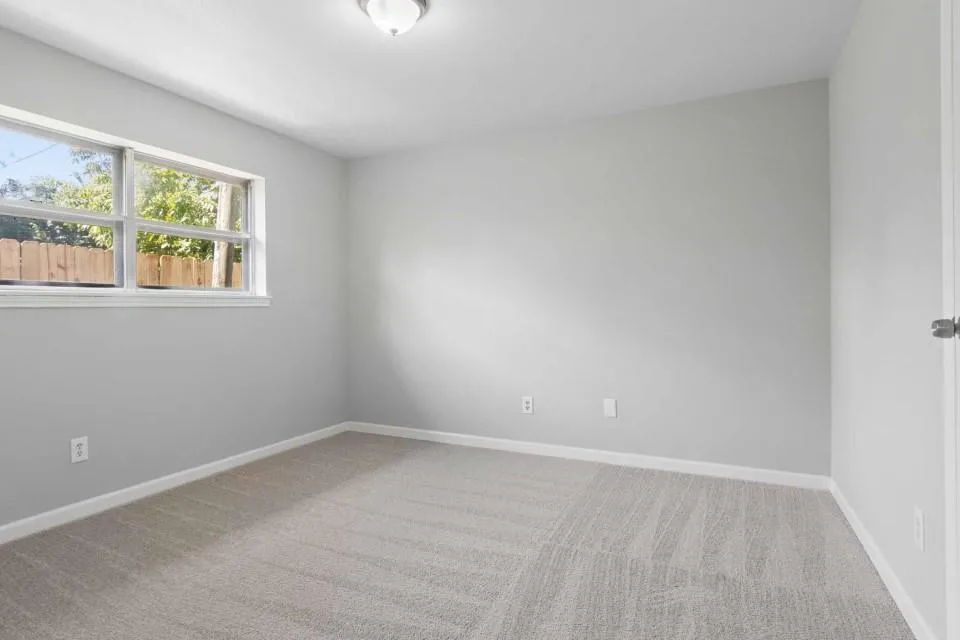 123 Lone Oak Drive Highlands, TX 77562