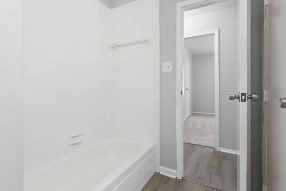 123 Lone Oak Drive Highlands, TX 77562