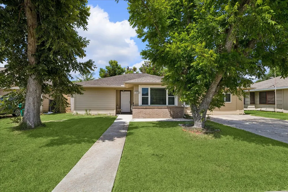 1512 Buchanan Street Pasadena, TX 77502