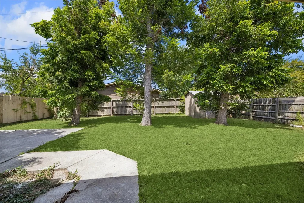 1512 Buchanan Street Pasadena, TX 77502