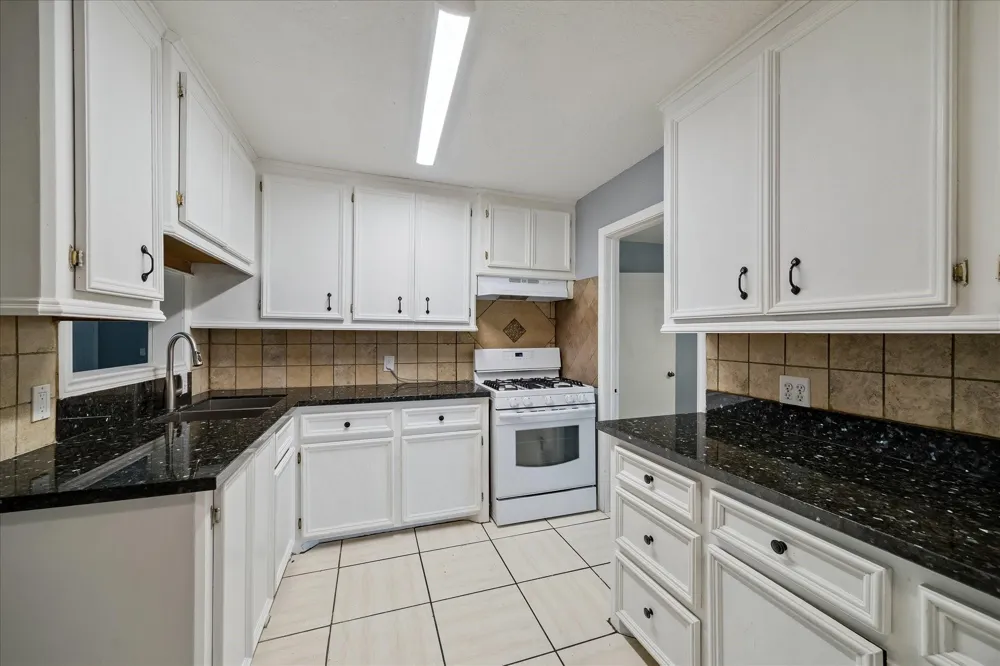 1512 Buchanan Street Pasadena, TX 77502